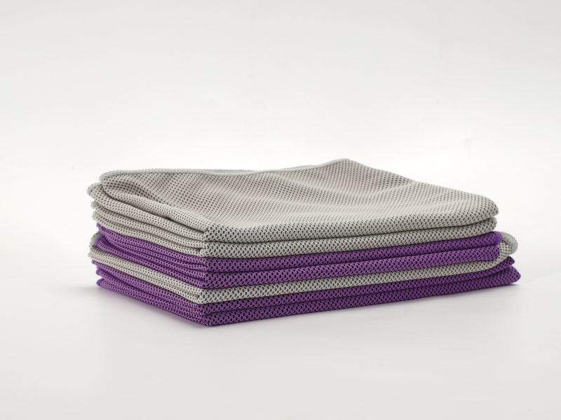 Microfiber Sports Cooling Towel Instant Cooling with Water Activated Effect Perfect for Gym Outdoor Sports and Travel