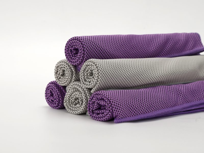 Microfiber Sports Cooling Towel Instant Cooling with Water Activated Effect Perfect for Gym Outdoor Sports and Travel