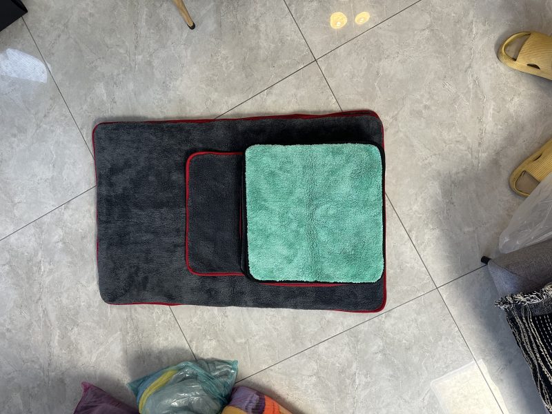 Microfiber Coral Fleece Towel 1200GSM Super Absorbent Quick Drying Soft Plush Lint-Free Large Auto Detailing Rag