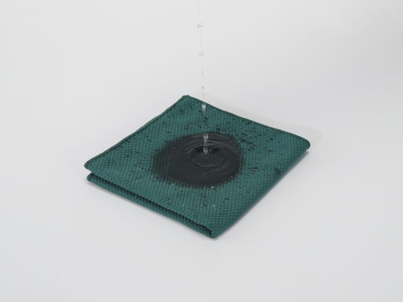 Fishscale Microfiber Cleaning Cloth Powerful Degreasing Quick Drying and Durable Ideal for Window and Glass Cleaning