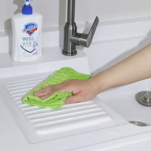 Green Jacquard Microfiber Towel – Fresh Stylish Appearance with Powerful Cleaning Ability, Perfect for Household Use