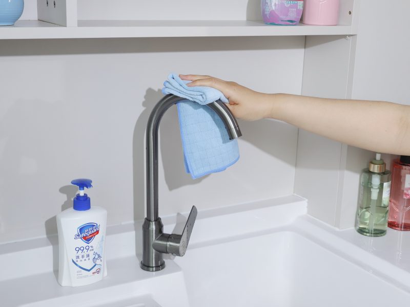Microfiber Stripe Cleaning Towel Lint Free and Streak Free Effectively Traps Dust and Dirt for Furniture and Household Use